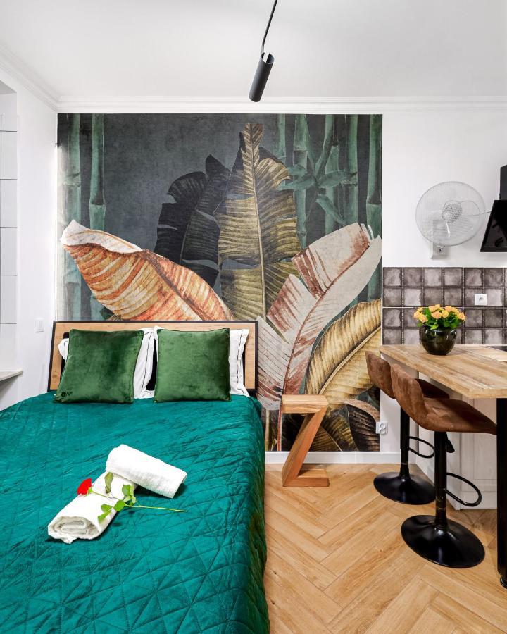 Jacuzzi & Bike Apartment, Krakow Luaran gambar